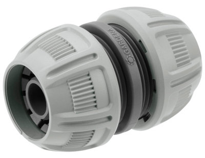 Gardena Round Hose Repair Connector 13mm ½" from B&Q