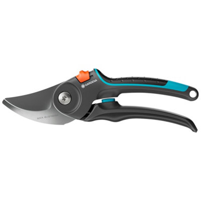 Gardena Black Steel Secateurs (H) 22mm X (W) 63mm from B&Q
