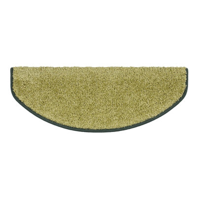 Floordirekt Sphinx Self Adhesive Edged Soft Shaggy Stair Tread Mat For Indoor Stairs Semicircular Green 23.5 X 65 Cm from B&Q