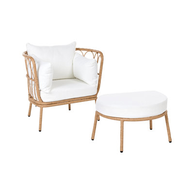B&Q -  Garden Armchair Fonni With Footstool Pe Rattan Light Brown