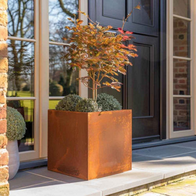 40cm Corten Steel Cube Planter with Rounded Corners