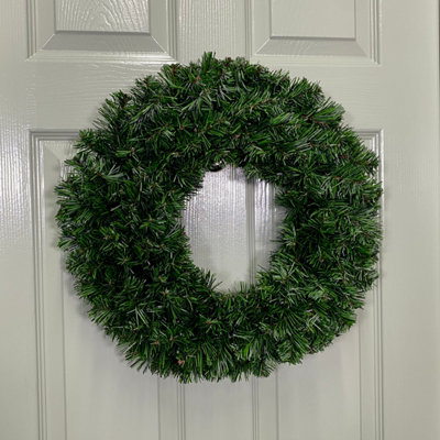 40cm Plain Green Canadian Pine Artificial Christmas Wreath Price Comparisons | Compare The Build