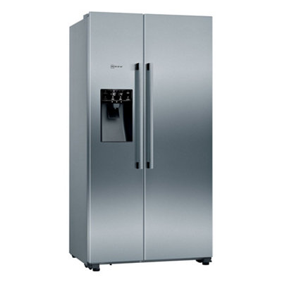 Neff N70 Ka3923Ie0G American Style Freestanding Frost Free Fridge Freezer from B&Q