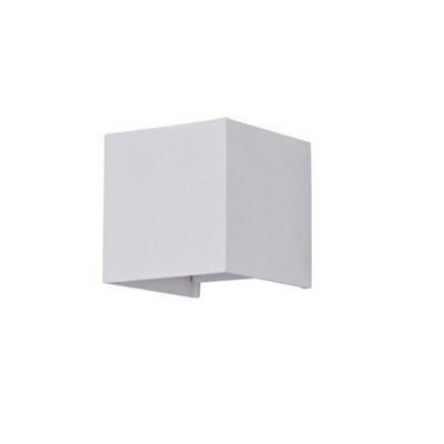 Luminosa Lighting Luminosa Fulton Integrated Led Wall Lamp WhiteIp54 from B&Q