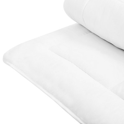 Beliani Duvet Polyester Extra Warm 13.5 Tog Lemberg 155 X 220 Cm
