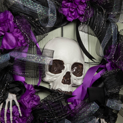 45cm Black and Purple Hanging Halloween Skull Wreath Decoration