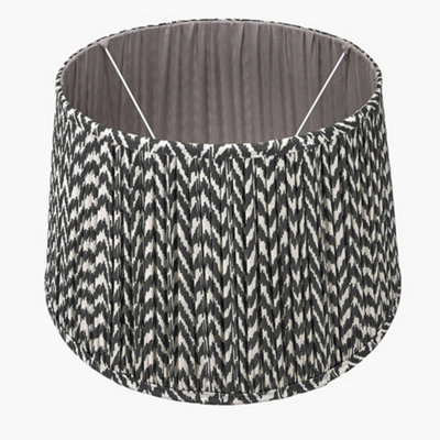 45cm Black Chevron Tapered Pleat Table Lampshade
