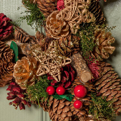 45cm Red Hanging Christmas Star Wreath with Red Berries and Pinecones