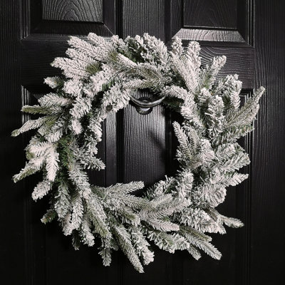 45cm Snow Flocked Wreath 84 Mixed PE/PVC Tips