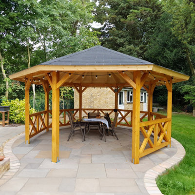 B&Q -  Betty 18.0M²4.65M X 4.65M120 X 120 Wall Logs