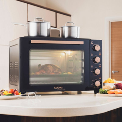 48l Mini Oven with Ceramic Hobs Energy Efficient Electric Countertop Cooker with Two Hobs & Wire Rack Black & Copper