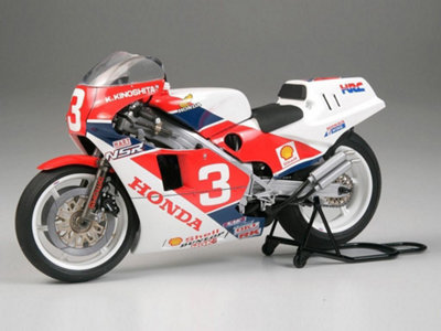 B&Q -  1-12 Scale Honda Nsr500 Model Kit