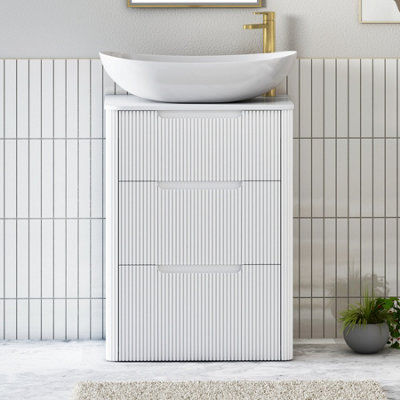 B&Q -  Avenza 600mm Matte White Floor Standing Countertop Bathroom Vanity Unit 3 Drawer With Cesar Basin