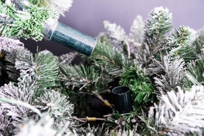 油彩画　Xmas tree maxresdefault.jpg