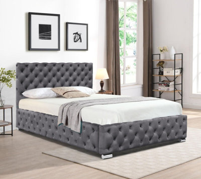 4ft6 Grey Tufted Fabric Bed Frame