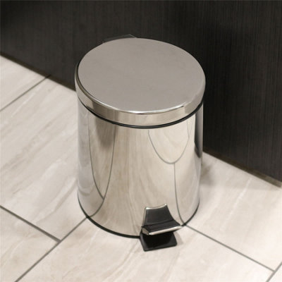 5 Litre Stainless Steel Pedal Bin - M&W - 4