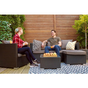 5-Seater Garden Rattan Furniture Set - Brown