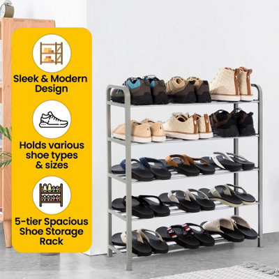 Space saving clearance shoe cabinet