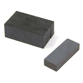 50 x 19 x 10mm thick Y30BH Ferrite Magnet - 3kg Pull (Pack of 4)