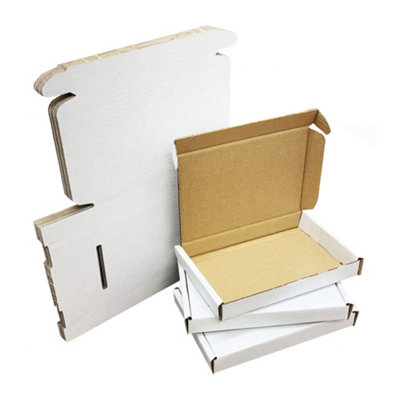 50 x White C4 (332x245x22mm) Strong Cardboard Large Letter Max Size Postal Mailing Shipping PIP Boxes