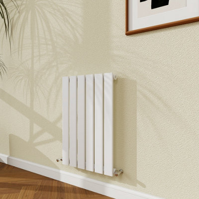 Probaty Bathrooms 600X408mm White Horizontal Design Radiator Single Panel Modern Central Heating Flat Panel Radiators from B&Q