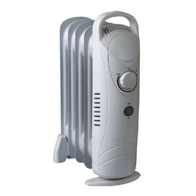 500w 500 Watt Portable Mini 5 Fin Oil Filled Radiator / Heater | DIY at B&Q