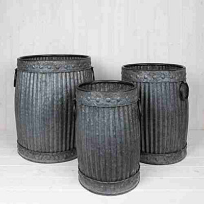 Annibells Large Round Vintage Galvanised Ribbed Metal Planters With Stud Detailing (1002)Medium from B&Q