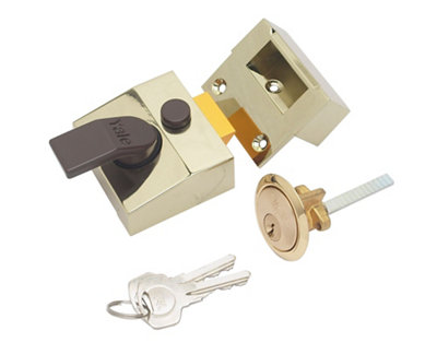 B&Q -  Brass Effect 40mm Left & Right-Handed Deadlock Night Latch(H)70mm (W)62mm