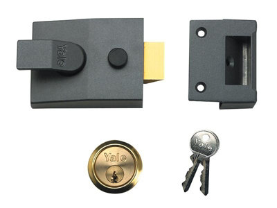 Yale 88 Standard Nightlatch 60mm Backset Dmg Finish Satin Chrome Cylinder Box from B&Q