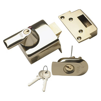 Yale Brass Effect 60mm Deadlock Night Latch(H)90mm (W)90mm from B&Q