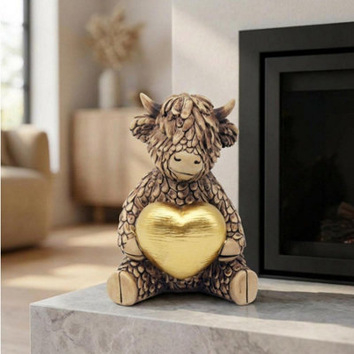 Hughie Highland Cow Gold Heart Ornament from B&Q