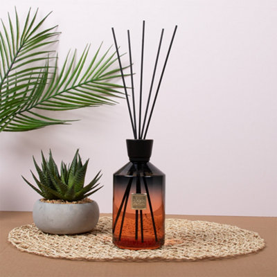  - Maison Parfum Atlantis Dubai Hotel Reed Diffuser 500MlSaffron & Cedar