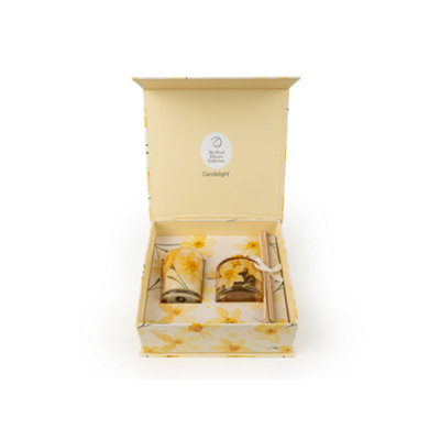 Candlelight Candle & Reed Diffuser Gift SetNeroli & Sweet Orange from B&Q