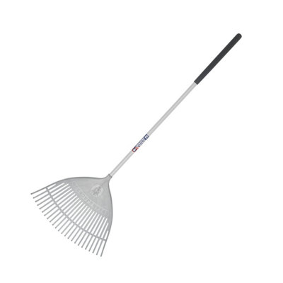 Spear And Jackson Neverbend Plastic Leaf Rake - Image 5