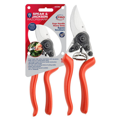 B&Q -  Bypass SecateursProfessional Ergo Twist Razorsharp Garden Tool