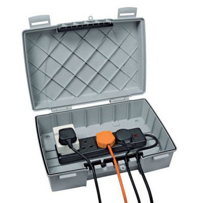 Generic Timeguard Weathersafe Outdoor Multi-Connector Box (4G 13A Socket StripHinged Lid)Ip55 from B&Q