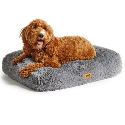 Snug Furry Friends Super Fluffy Pet BedSmall/medium from B&Q