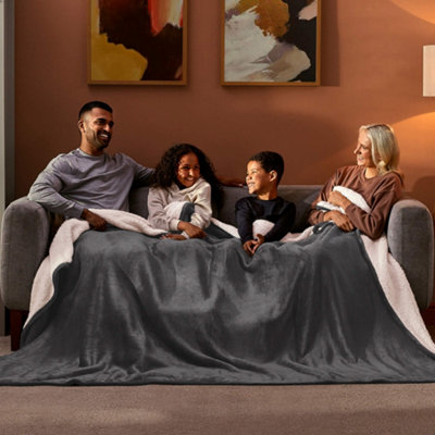 Silentnight Snugsie Giant Blanket - Charcoal 240Cm