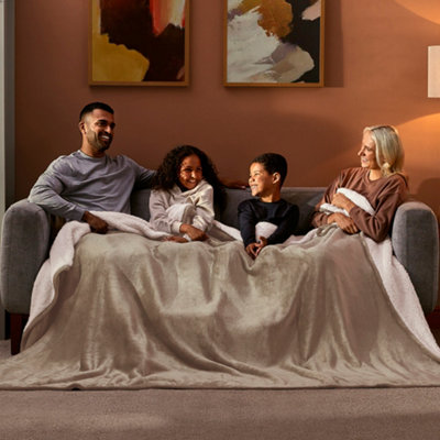 Silentnight Snugsie Giant Blanket - Natural 240Cm