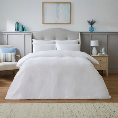 Silentnight Restore Cooling Duvet SetDouble from B&Q