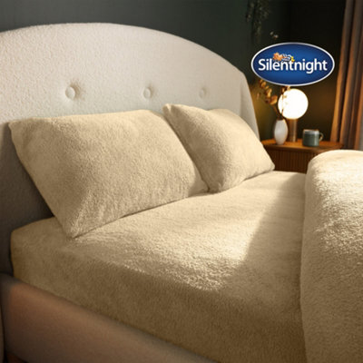 Silentnight Teddy Fleece Fitted SheetNaturalKing from B&Q