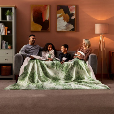 Silentnight Snugsie Winterluxe Giant Blanket 240Cm