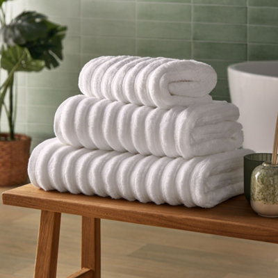 Silentnight Ribbed Cotton Hand Towel - Luxuriously Soft & Super Absorbent Deep Thick Pile Towel - 100% Cotton BCI - Textured Dense Ribbed Hand Towel - 90 x 50cm - Machine Washable, White - Image 4