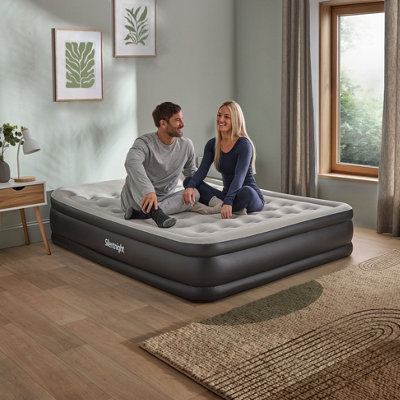 Silentnight Black Camping Collection Ultimate Deep Sleep Flocked Airbed Bi Pump - King 47Cm