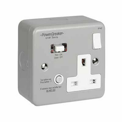 Powerbreaker K21-Mp 13A 1Gang Rcd Type A Passive Metal Clad Socket from B&Q