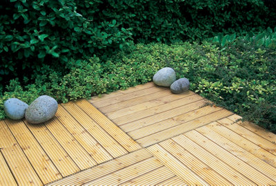 B&Q -  Patio Wooden Deck Tile90X90CmPack Of 4