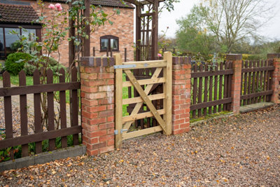 Forest Garden Croft Prestige 3Ft Wooden Field Gate from B&Q