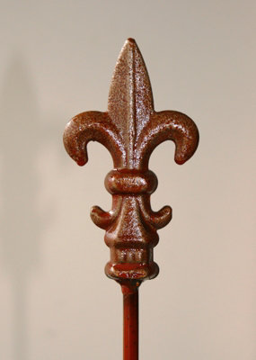 Poppy Forge Fleur De Lys TopSteelBare Metal/ready To Rust from B&Q