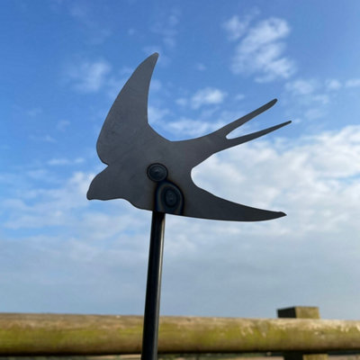 Poppy Forge Swallow On 4 Feet Pole (Pack Of 3)Bare Metal/ready To RustW13 X H135 Cm from B&Q