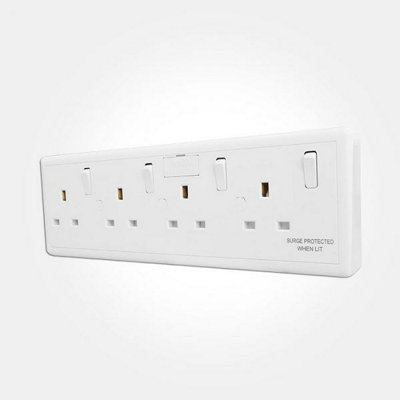 Eterna Lighting Eterna Convert4 Converter Plug Socket Outlet 1 Or 2 Gang To 4 Gang Surge Protected from B&Q